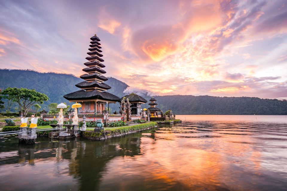 Tour Java classico Bali Sulawesi  12 giorni 11 notti 